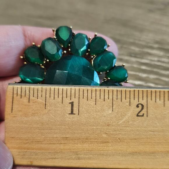 Vintage Signed Monet Cabochon Brooch Large Emerald Green Jewelry Pin Glam 80s - Picture 12 of 13